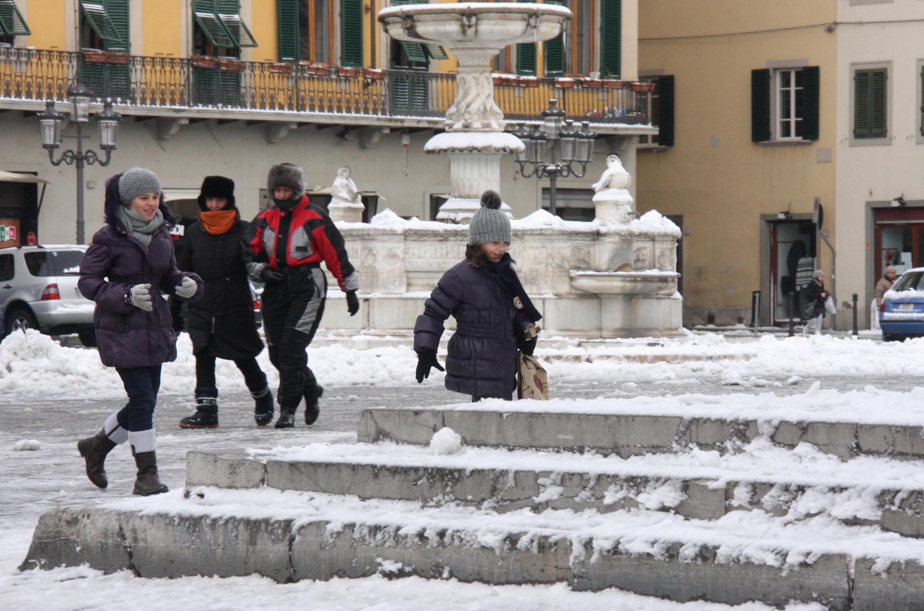 La neve in piazza Duomo nel 2012