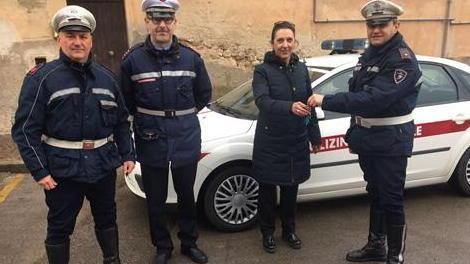 Firenze dona un’auto alla Municipale