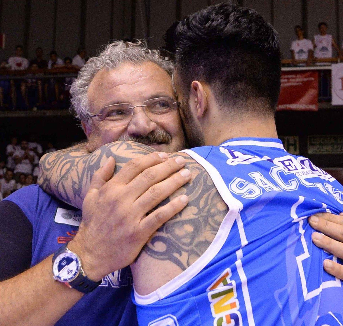 Il ritorno di Meo nella Romania dei “Sachet” 