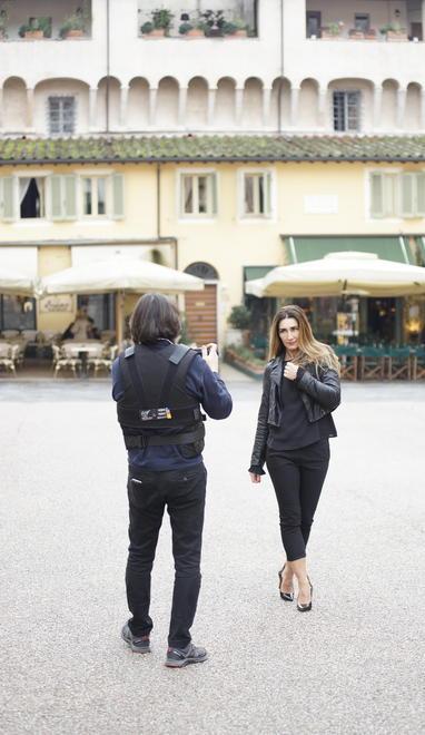 Ilary Zin, la cantante che fa ballare la Piccola Atene 