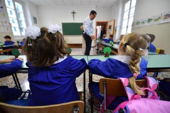 Scuola: cento bimbi versiliesi rischiano l’espulsione 