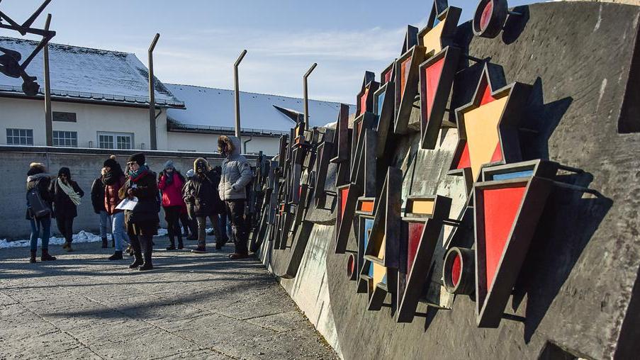 Viaggio della Memoria: il diario dei ragazzi. Ai confini della vita ogni suono è violento