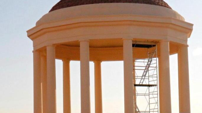 Illuminazione multicolor per il gazebo