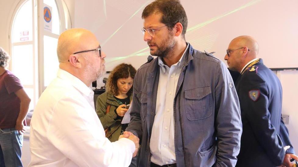 È scontro sul sociale tra Romano e Nogarin
