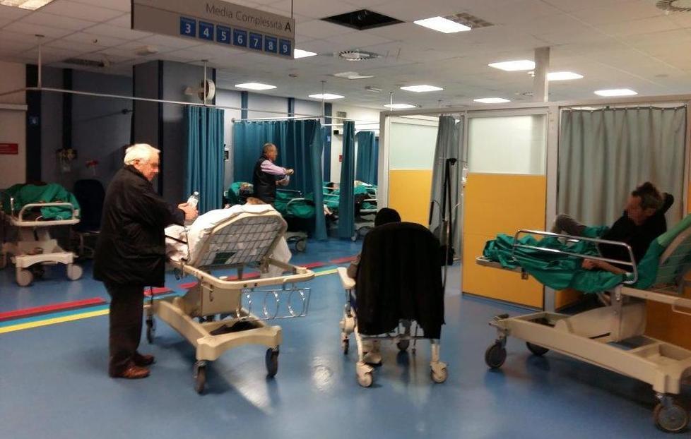 In 14 al pronto soccorso in attesa di un letto 