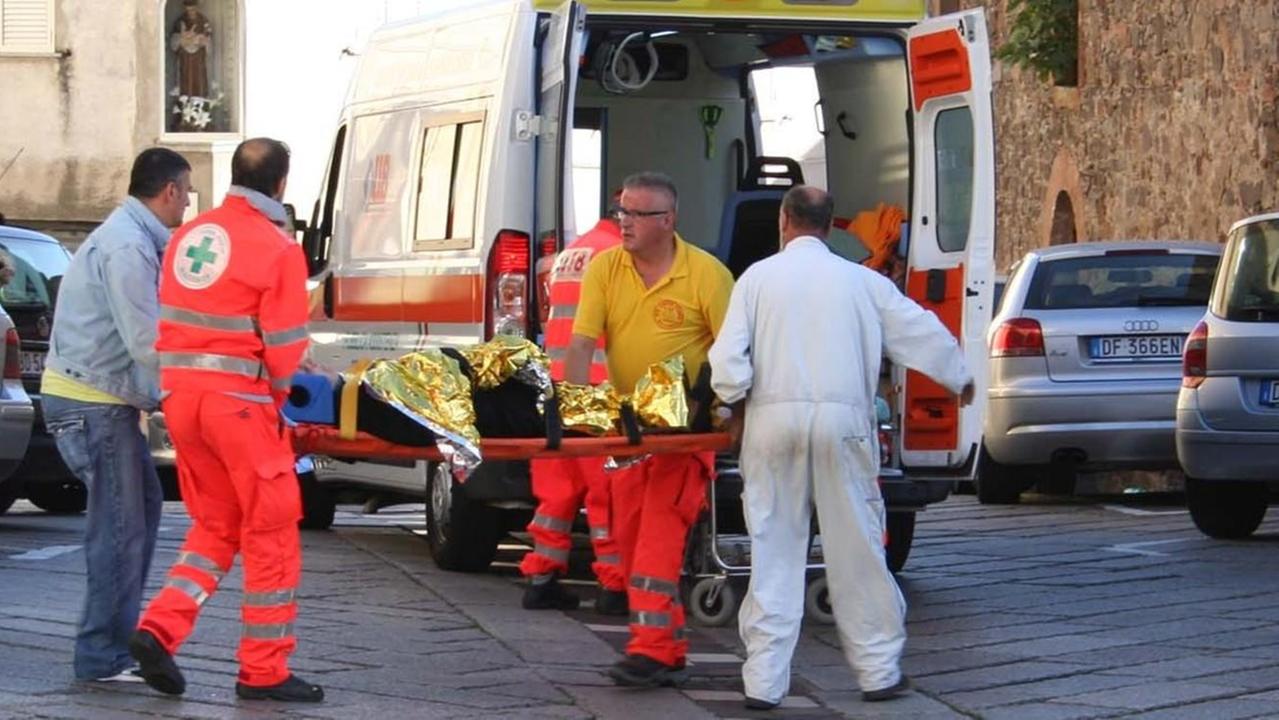 Infermieri da 10 mesi senza paga
