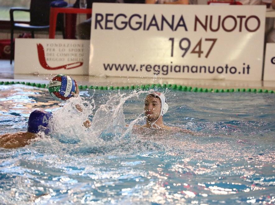 Pallanuoto Reggiana strappa tre punti al malcapitato Carpi 