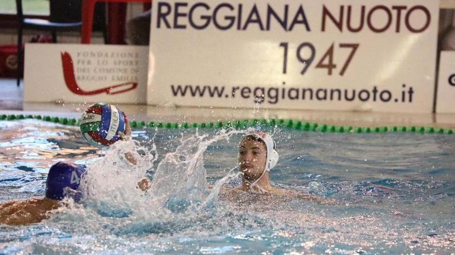 Pallanuoto Reggiana strappa tre punti al malcapitato Carpi
