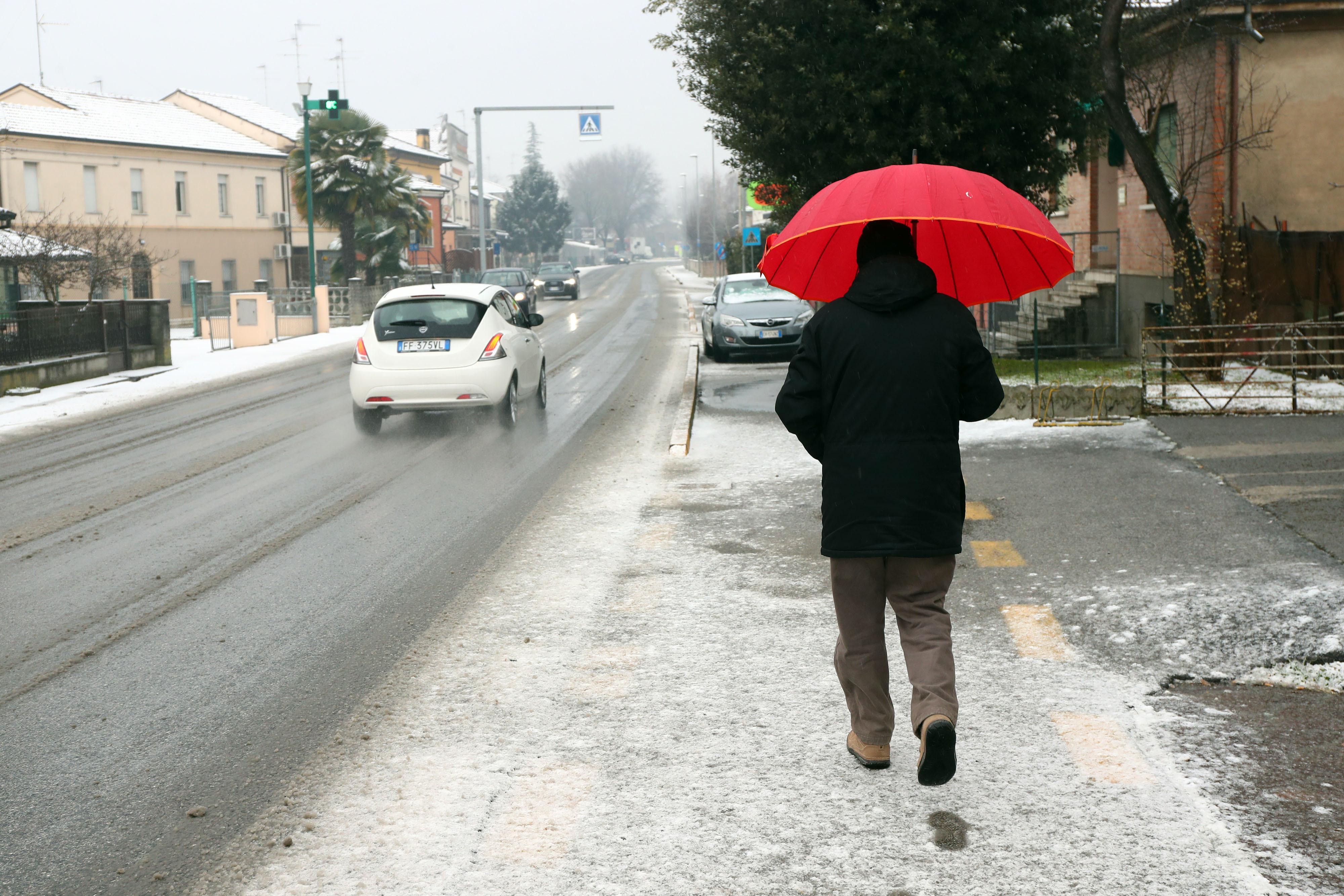 Domani (giovedì)  torna la neve 