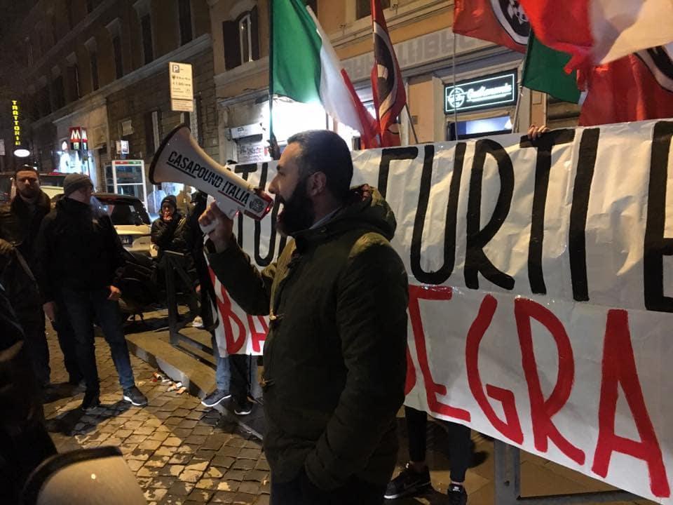 Una "passeggiata" di CasaPound a Roma