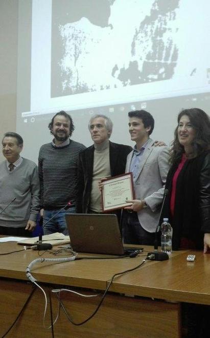 Ex studente torna al liceo e sale in cattedra «Vi spiego la dislessia» 