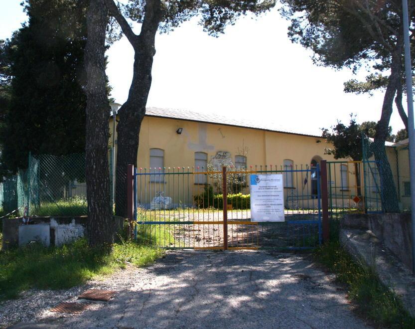 Riscaldamento ko per il gelo chiusa la scuola materna