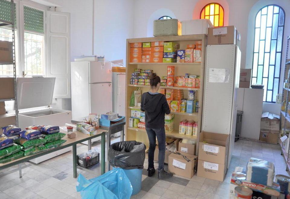 Pacchi viveri, richieste da 200 famiglie 