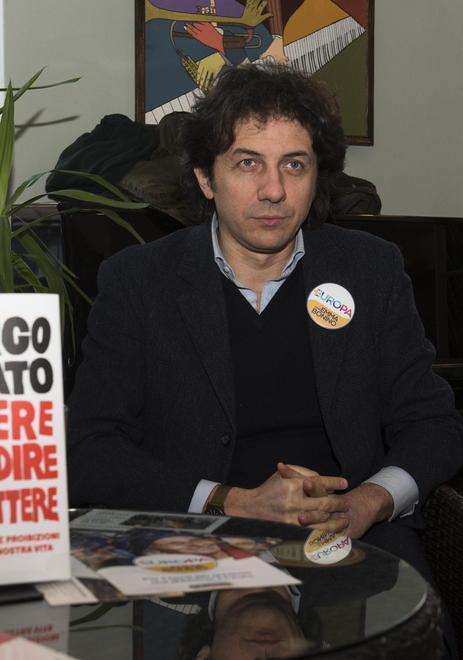 In tanti per ascoltare Marco Cappato sui diritti civili 
