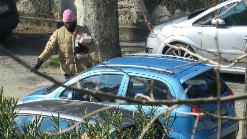I posteggiatori abusivi ora sono raddoppiati