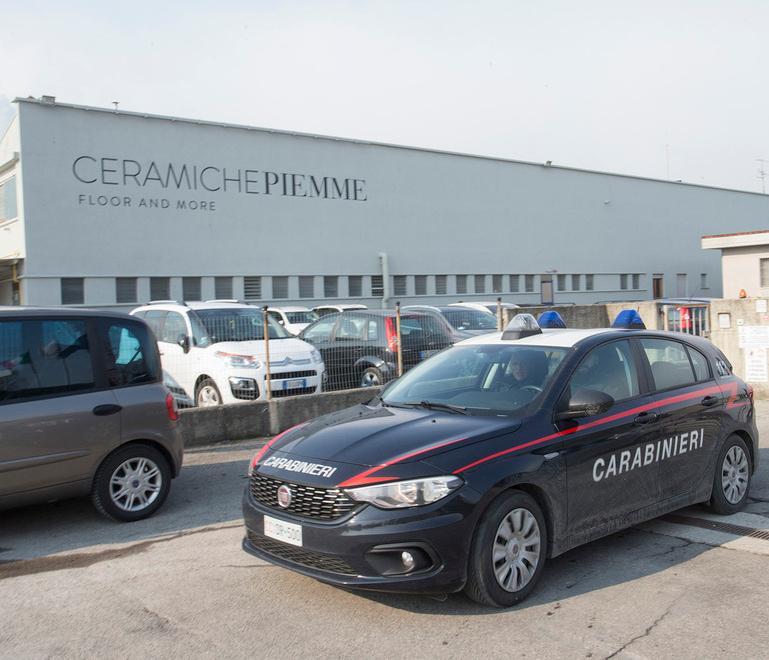 Castelvetro, operaio investito da un muletto 