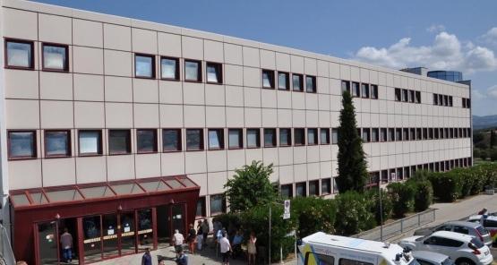 Sette mesi per l’ecografia «Ma non posso aspettare» 