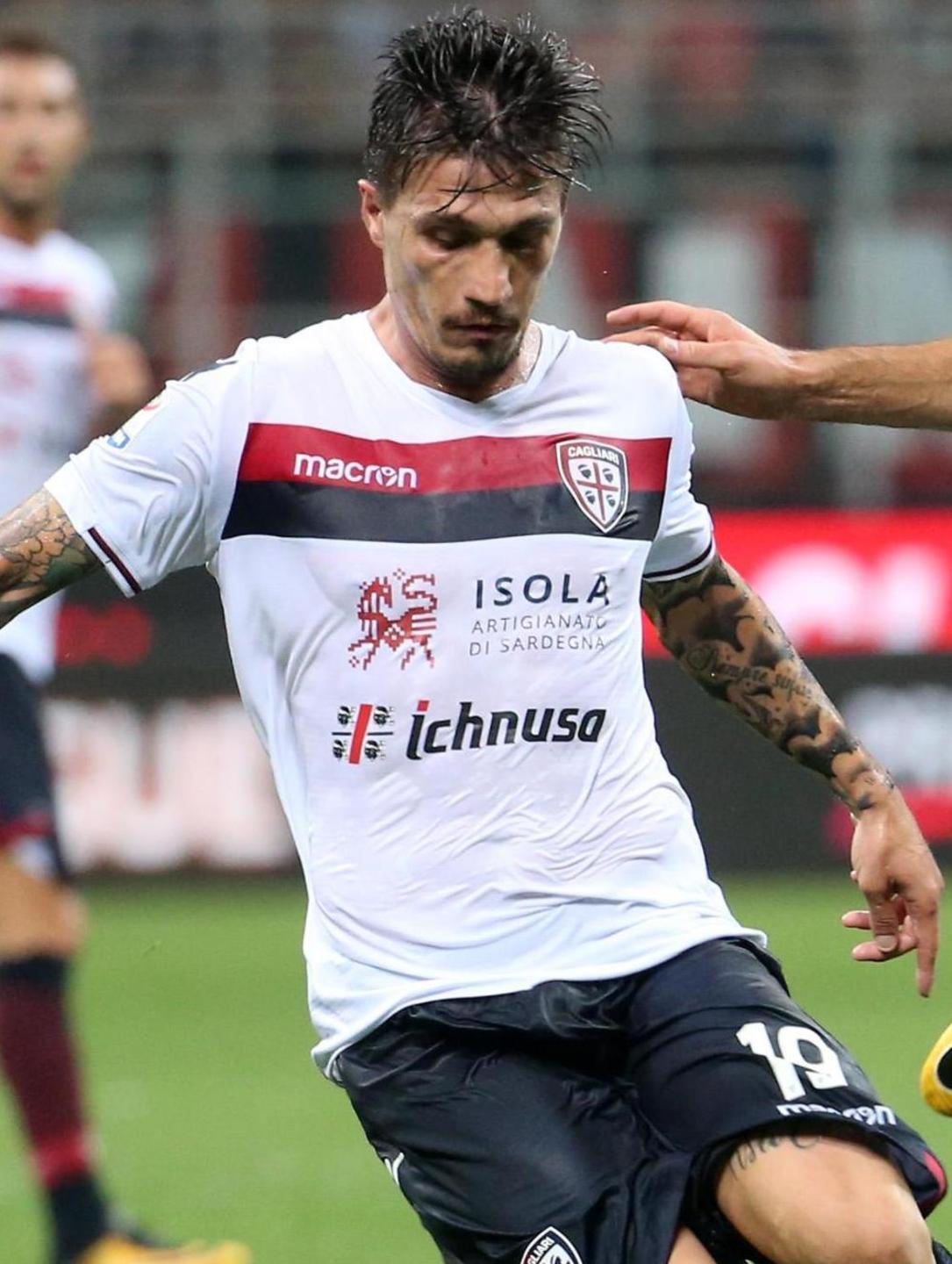 Pisacane e Farias saltano il Genoa 