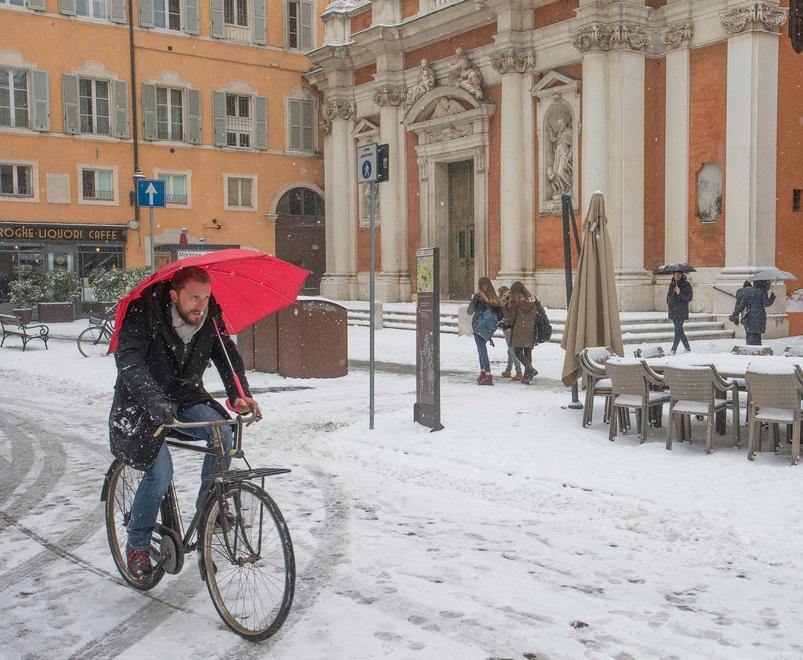 Scuole chiuse ovunque Aperte a Modena e Fiorano 