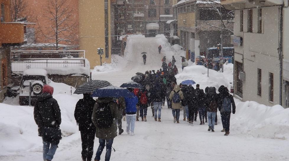 Caduti altri 70 centimetri ma fa più paura il ghiaccio 