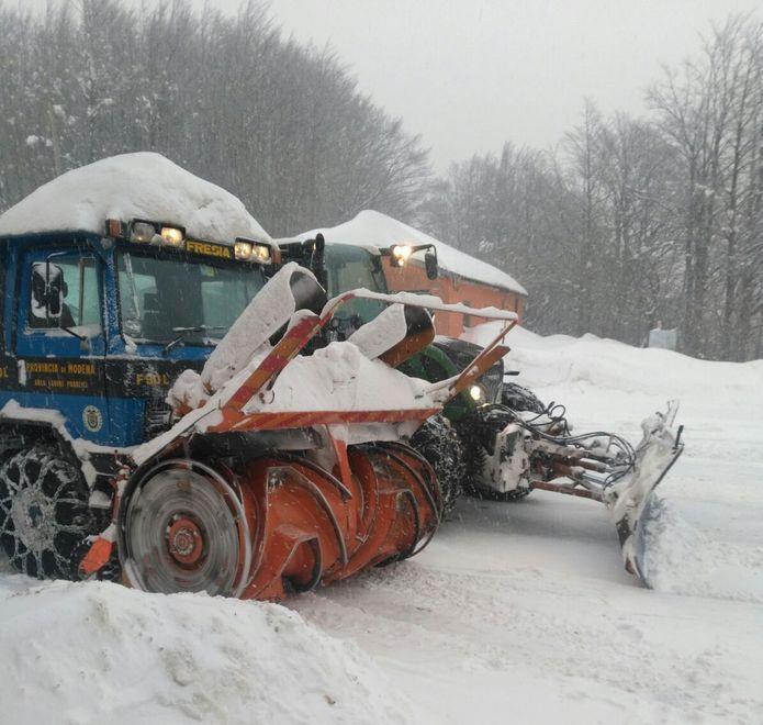 L’emergenza continua ancora Ora i rischi sono ghiaccio e gelo 