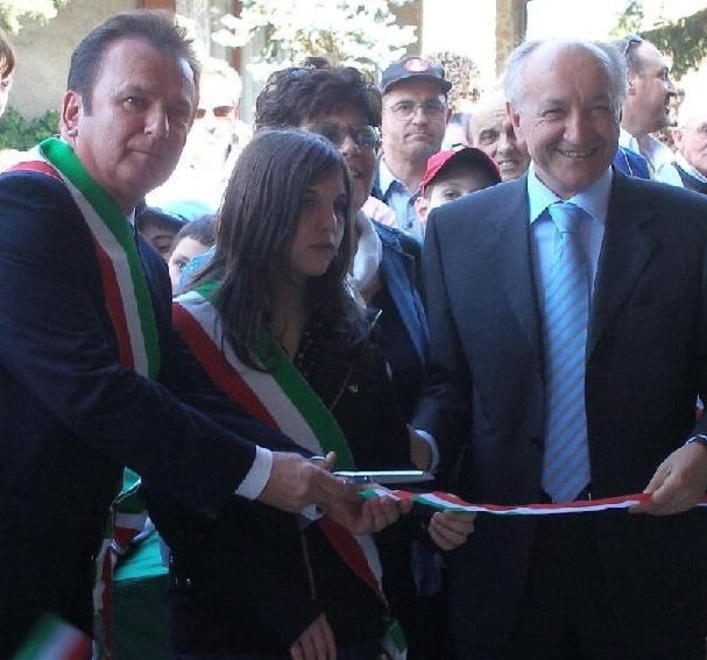 Infiltrazioni nel tetto del palasport 