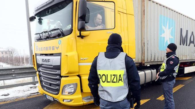 Gomme da neve o catene a bordo sull’intera rete regionale Anas