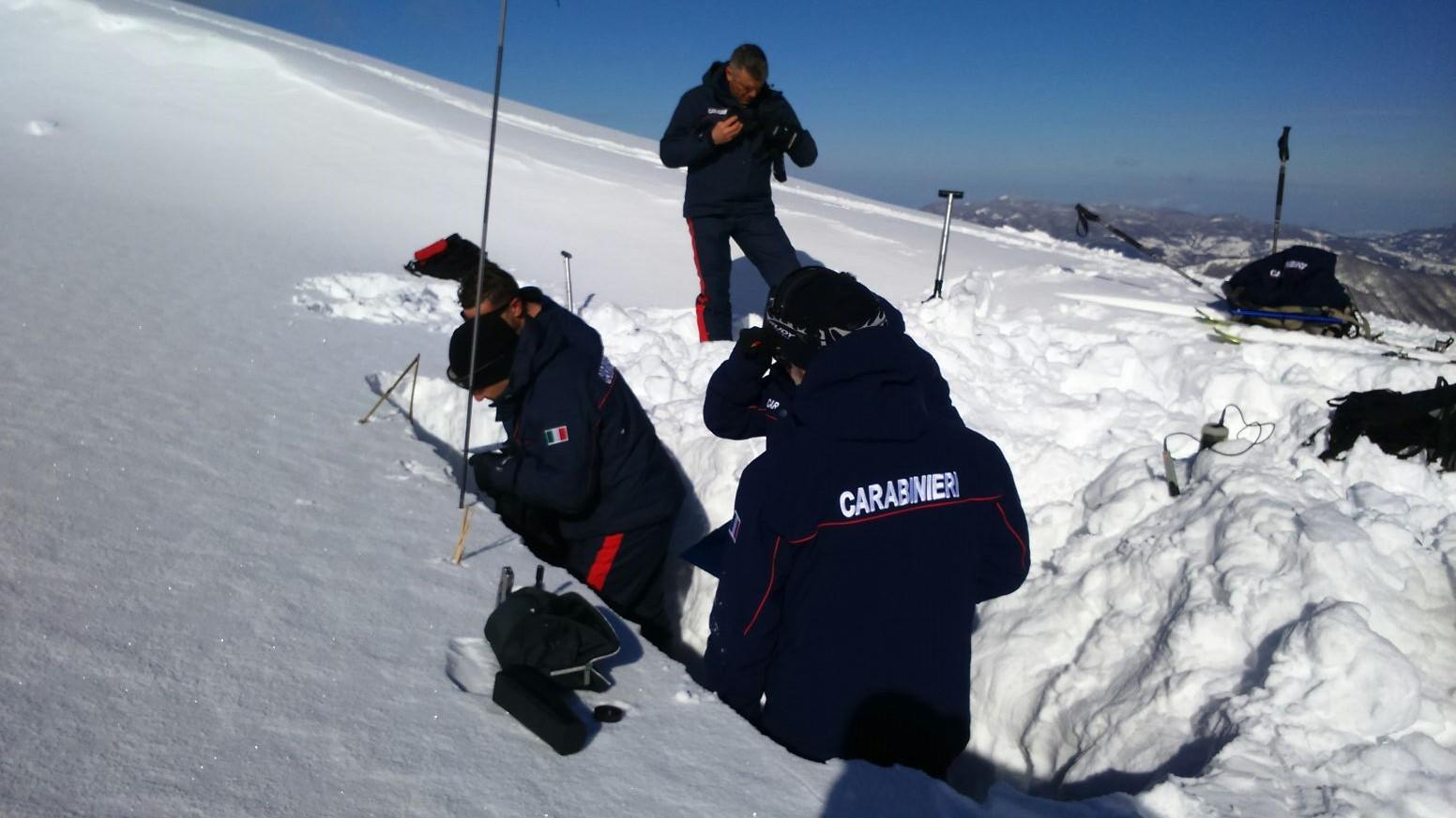 Neve fino a due metri, allarme valanghe 