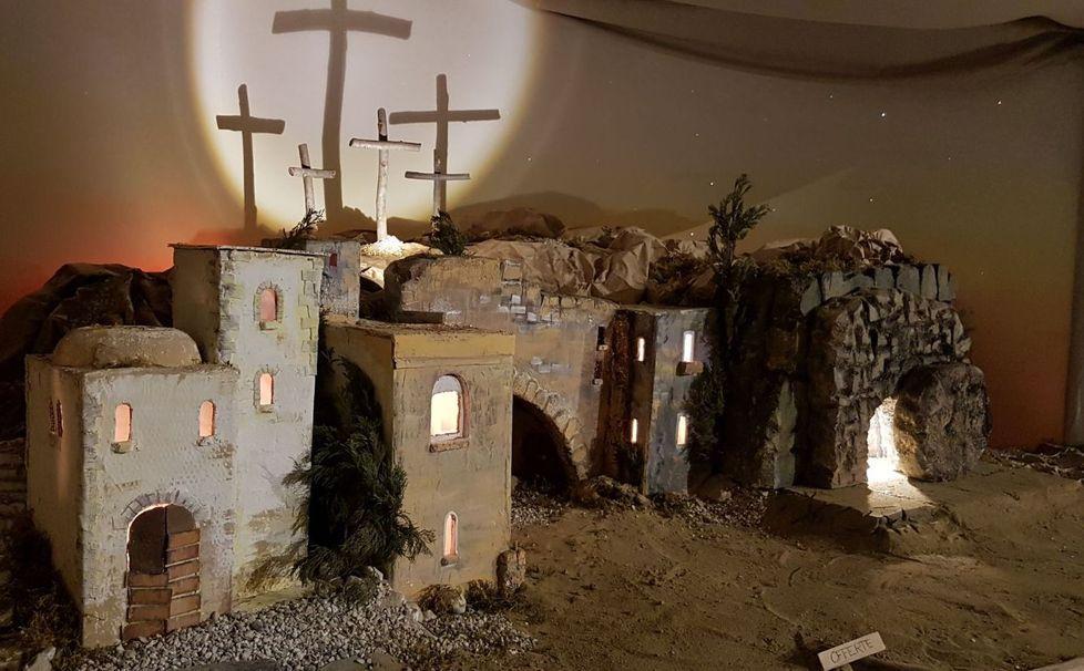 Un presepe di Pasqua alla faccia dei ladri 