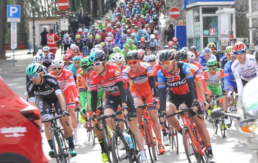 La Tirreno Adriatico rivoluziona il traffico 