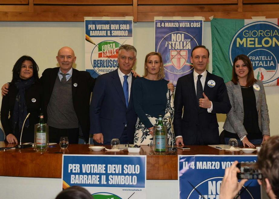 Il centrodestra fa festa all’hotel Guinigi