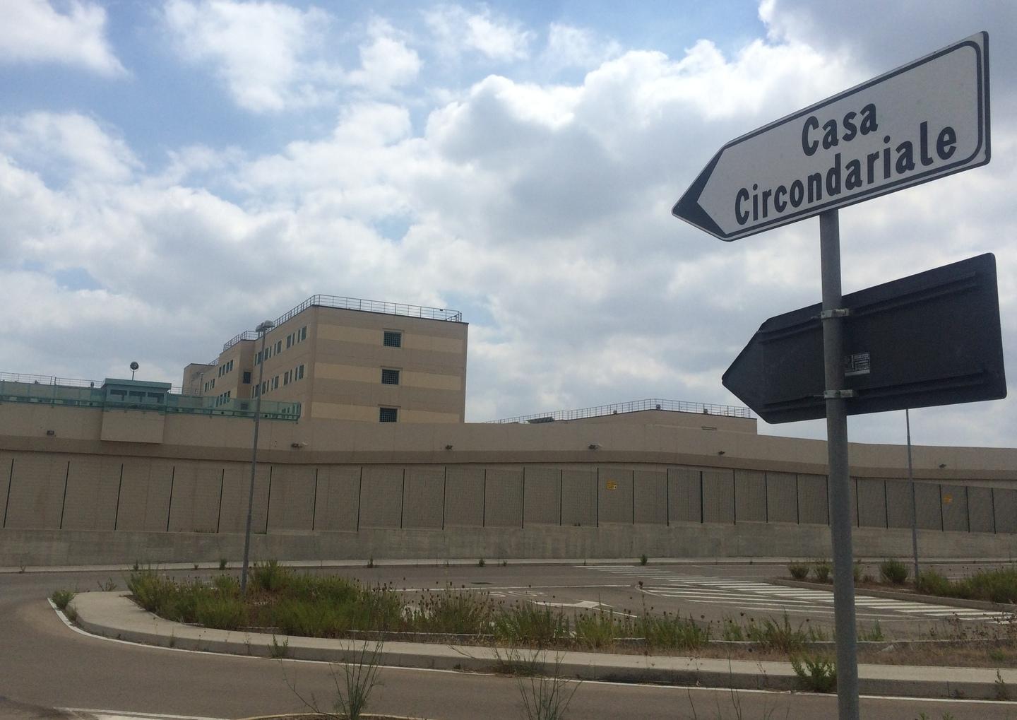 Telefonata sospetta del pluriergastolano Gallico, il pm dice no al permesso premio