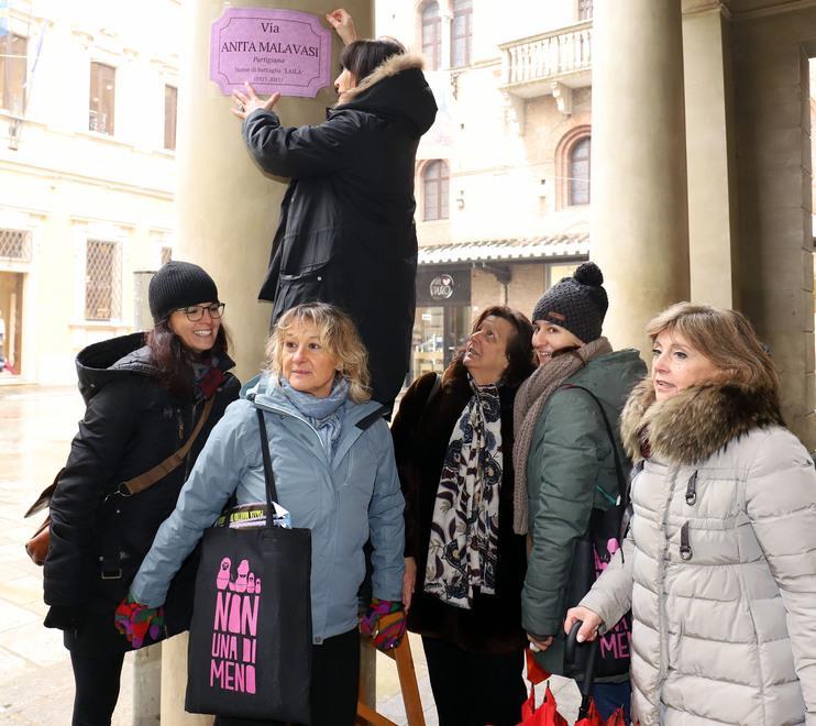 Dal flash mob al corteo:  torna lo sciopero globale 