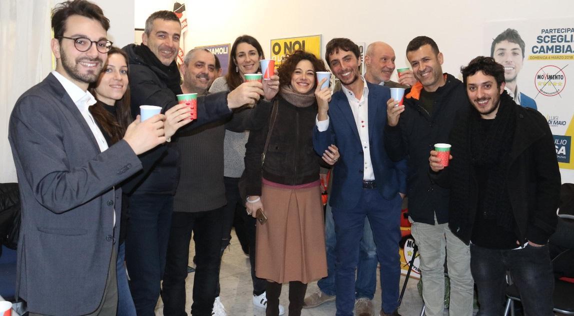 L'esultanza nel quartier generale M5s (Marzi Pentafoto)