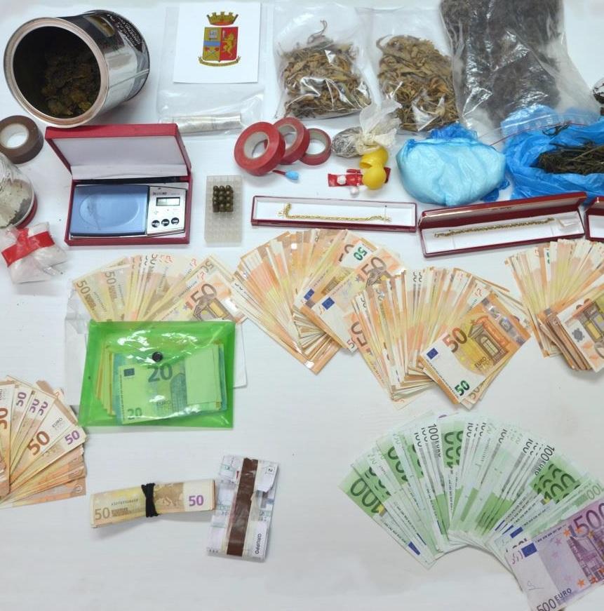 Cocaina e marijuana in casa arrestato giovane di Ilbono