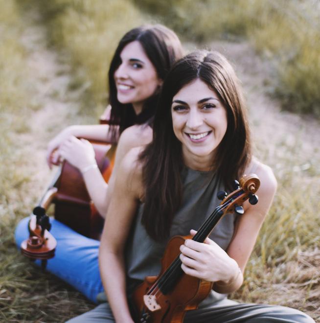 Il sogno di 2Strings tra musica “rosa” e rivoluzionaria 