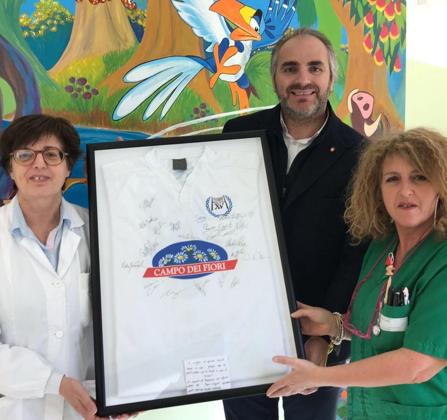 maglia azzurra in Pediatria