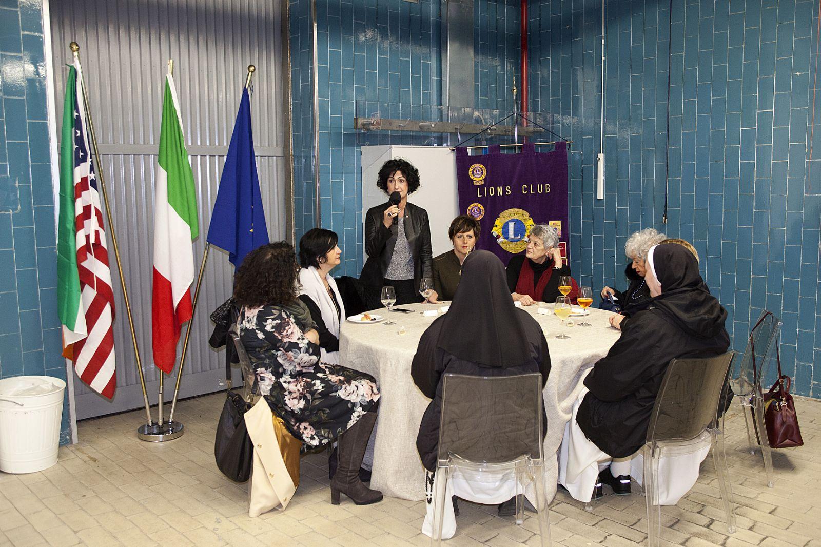 Il tavolo della presidenza con Rita Pieri