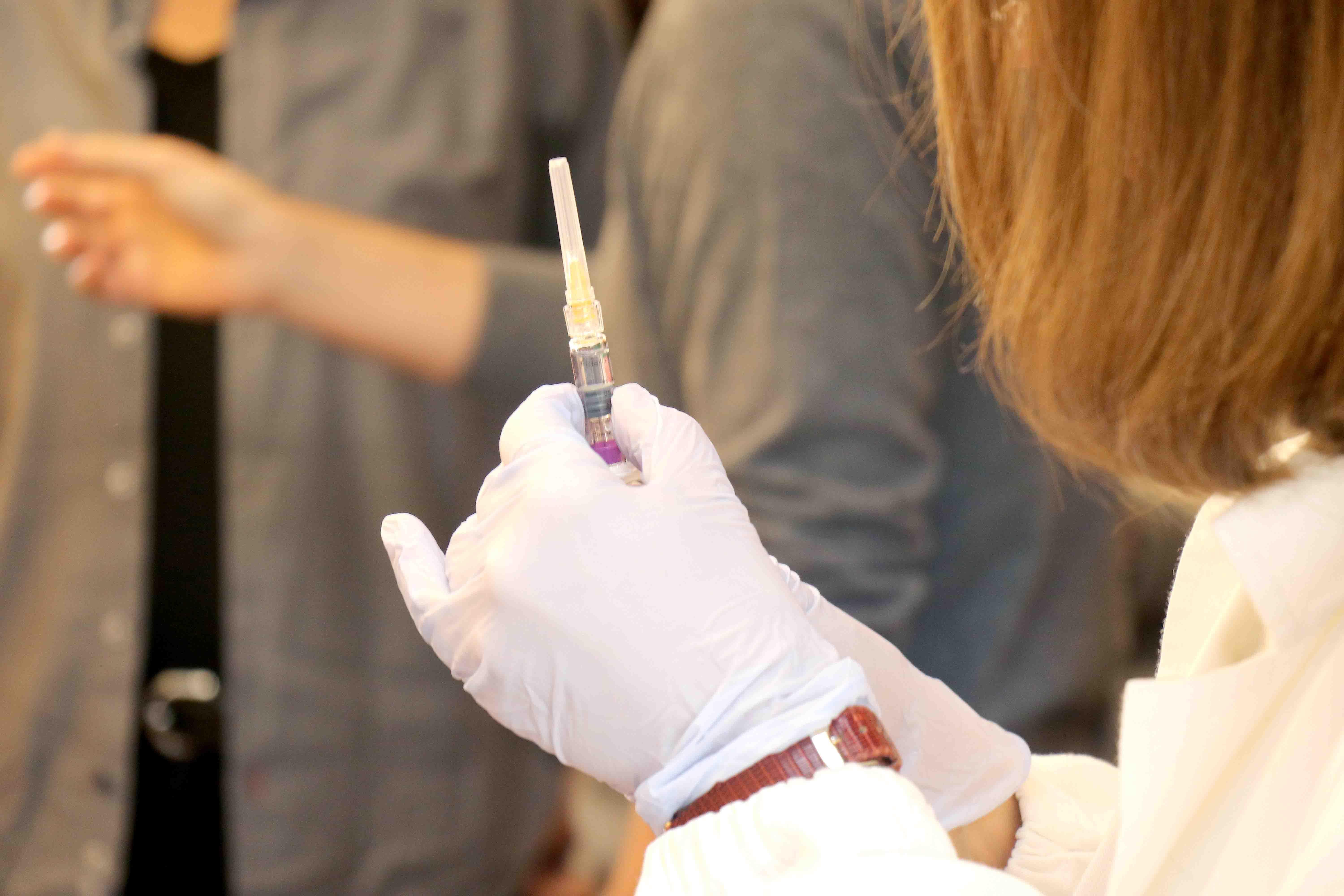 Modena. Vaccini, nessuno fuori da scuola dal 10 marzo