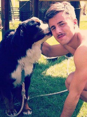 Luzzara, calciatore azzannato al volto dal cane della sua ragazza 