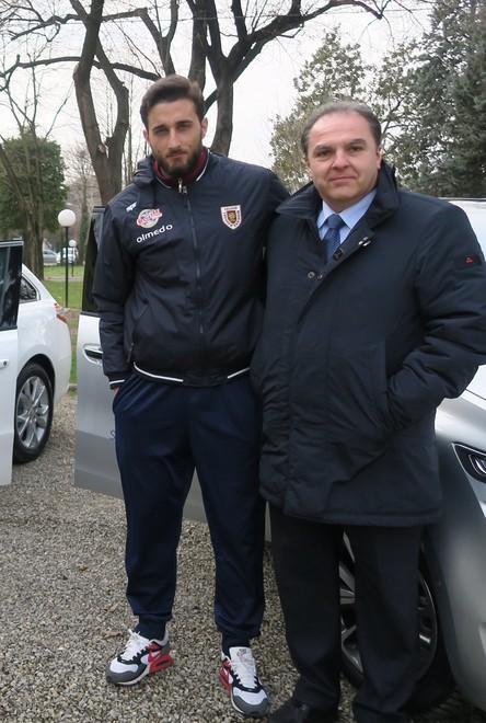 Accordo di sponsorizzazione in arrivo due auto aziendali 