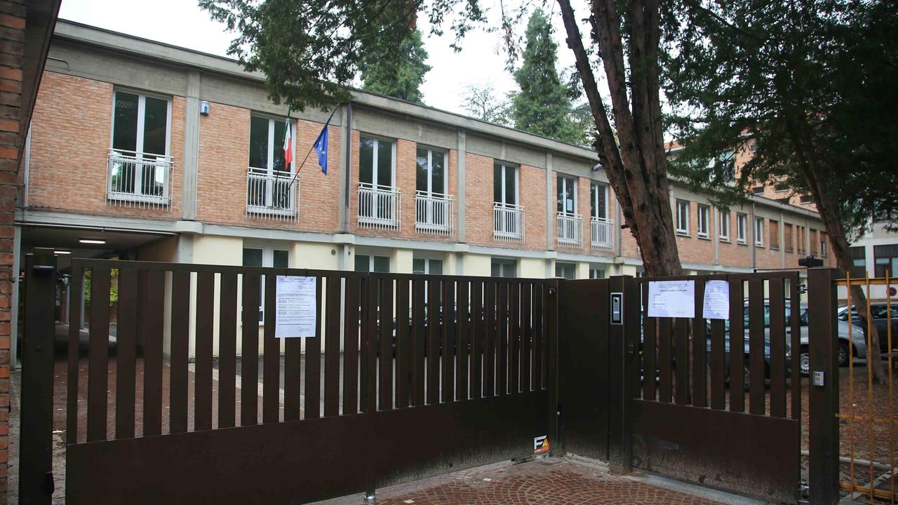 Tentano di rubare alla scuola “da Vinci”