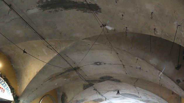 Vicolo Broletto, quei 100 metri di storia avvolti dal degrado