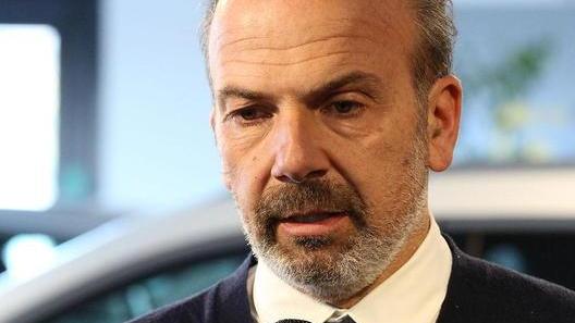 Cantini: «Cari sindaci, lavorate su sicurezza e immigrazione»
