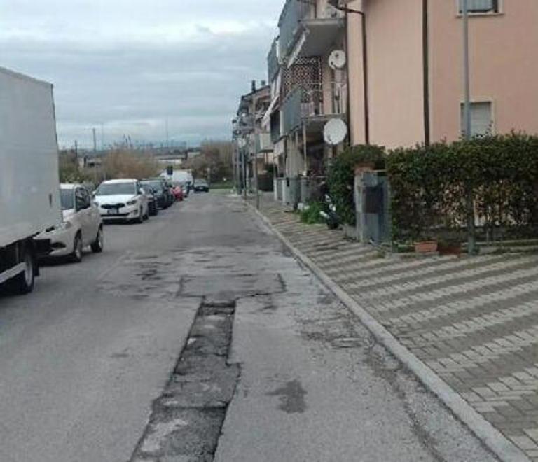 È emergenza buche a causa di gelo e pioggia 
