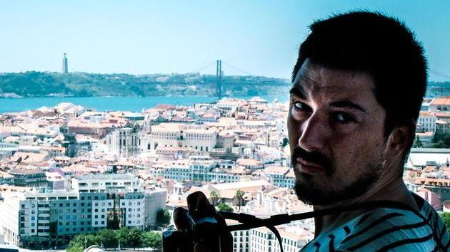 Scatti di strada tra memorie di Cinecittà