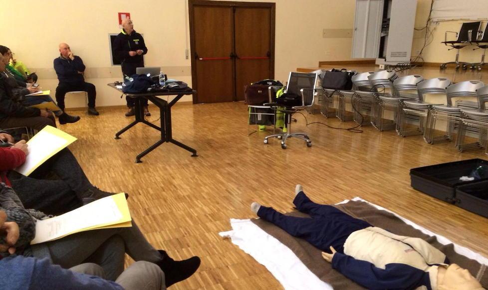 Defibrillatore, in 47 alle lezioni 