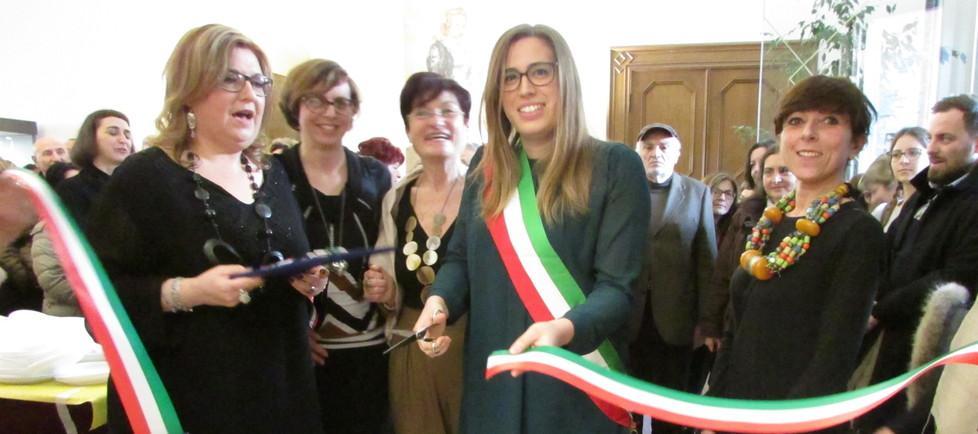 Inaugurata la personale della Gelli 