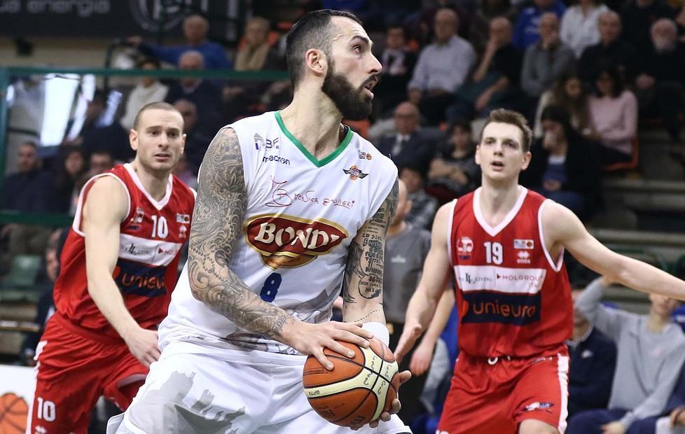 «Bondi, servono sassolini per bloccare Treviso» 