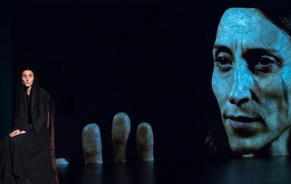 La vita e la morte al teatro Herberia con “Accabadora”
